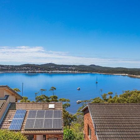 Above And Beyond - Beautiful Home With Heated Pool And Views Salamander Bay Exterior photo